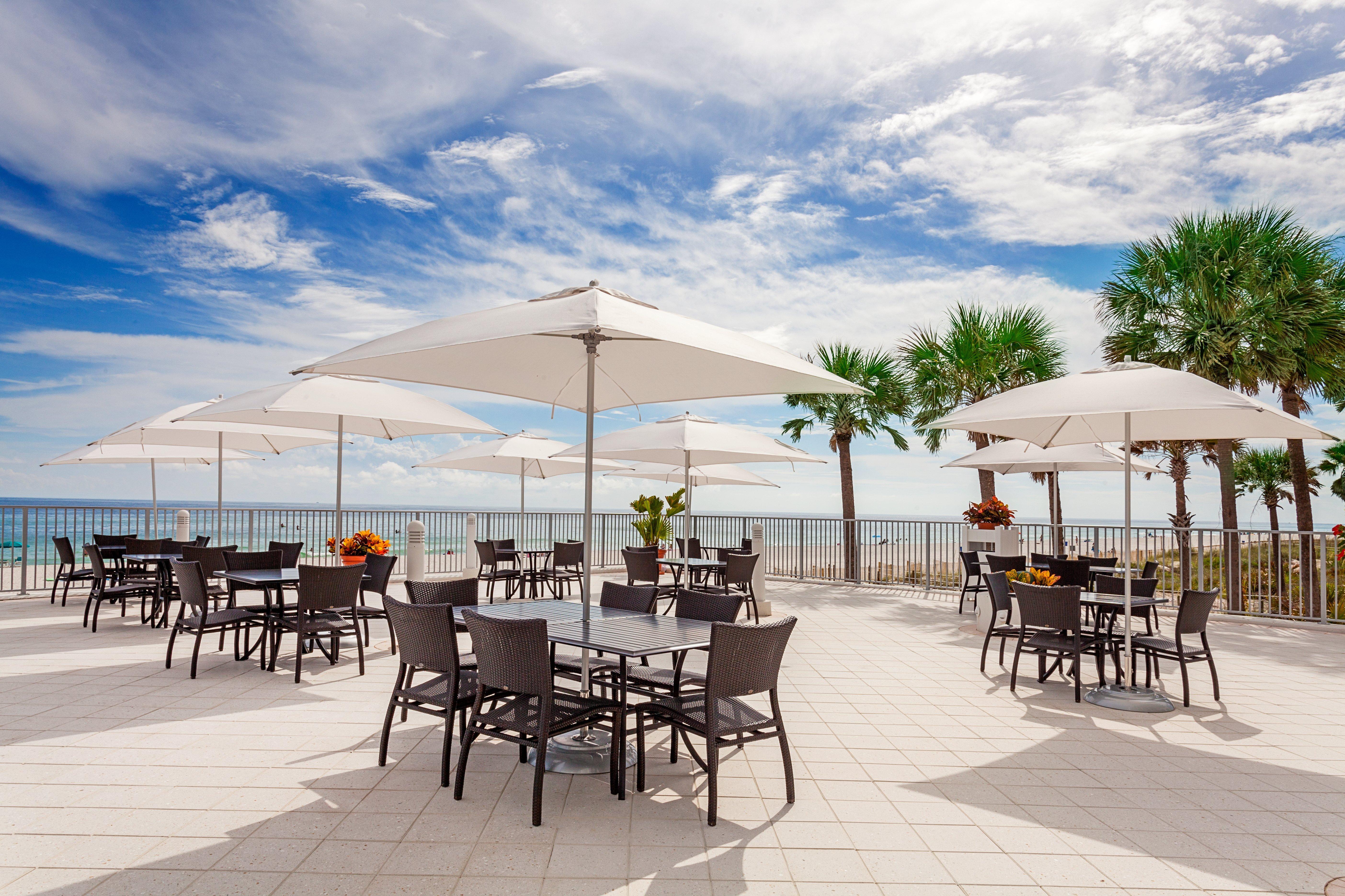 Holiday Inn Express & Suites Panama City Beach Beachfront By Ihg Bagian luar foto