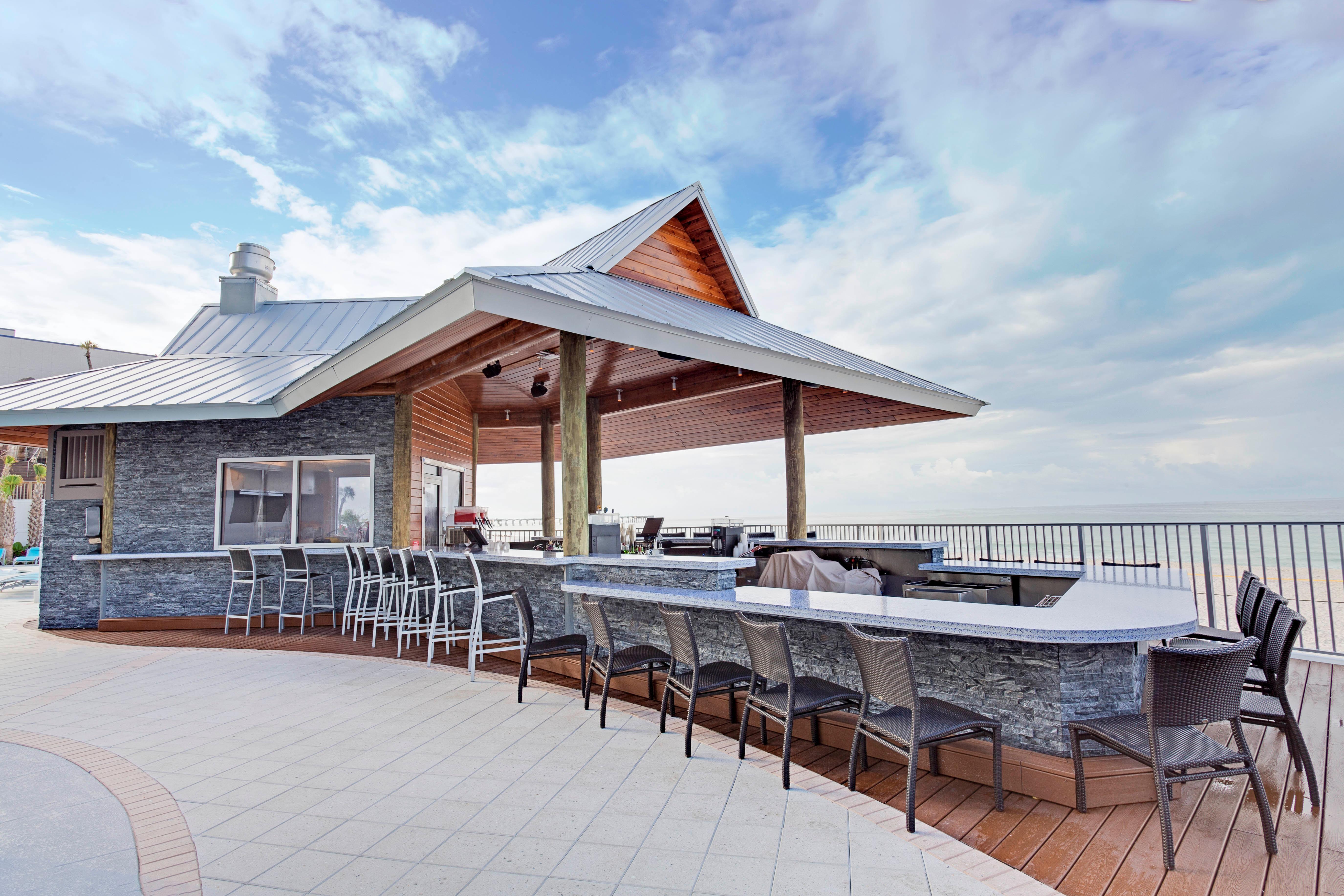 Holiday Inn Express & Suites Panama City Beach Beachfront By Ihg Bagian luar foto