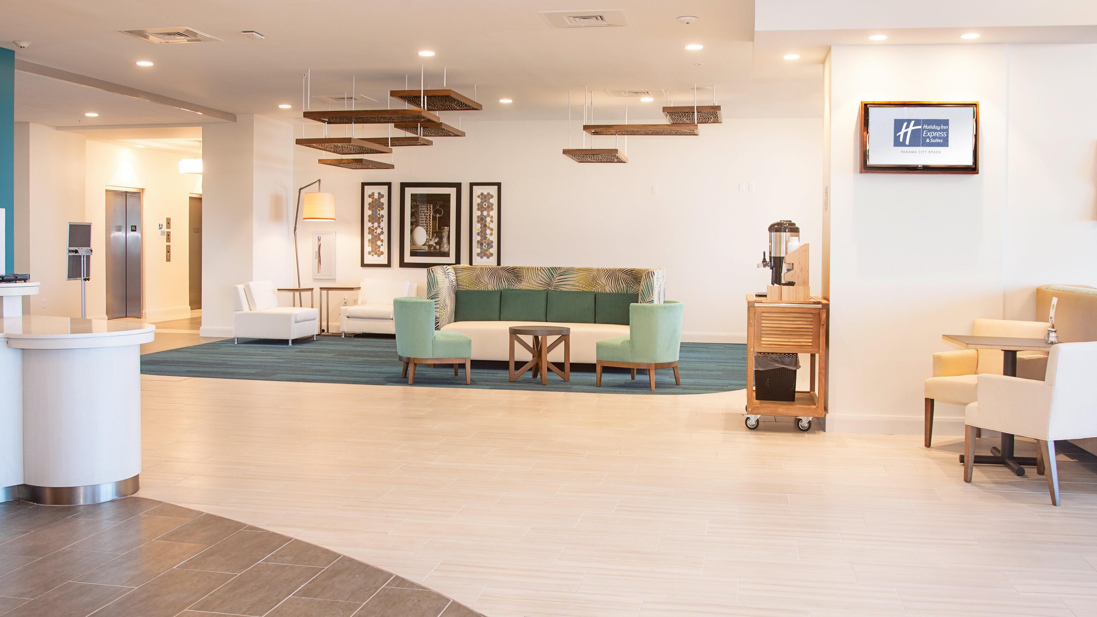 Holiday Inn Express & Suites Panama City Beach Beachfront By Ihg Bagian luar foto