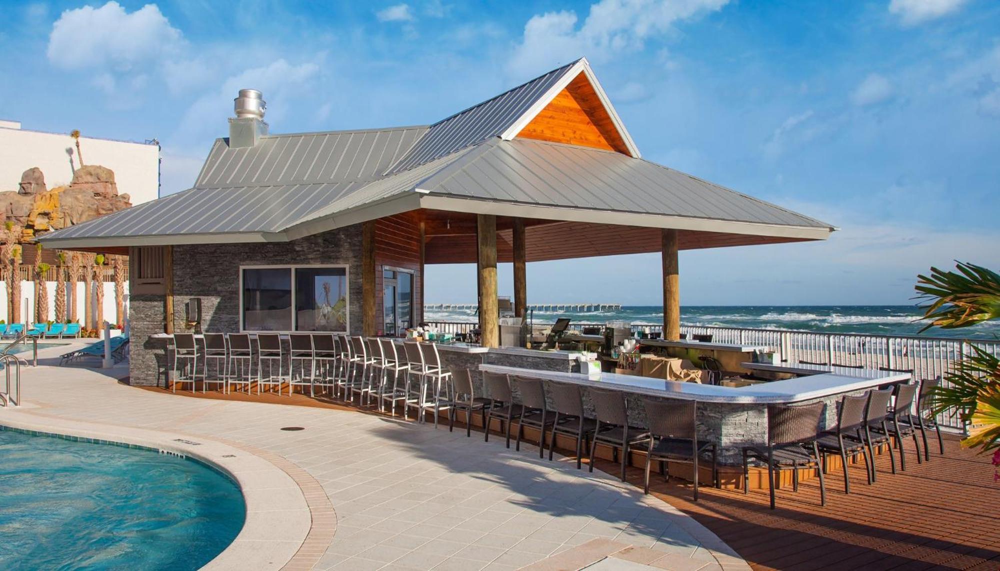 Holiday Inn Express & Suites Panama City Beach Beachfront By Ihg Bagian luar foto